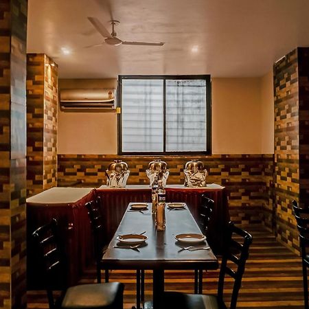 פונה Hotel O Log Inn Plaza Near Eon It Park מראה חיצוני תמונה