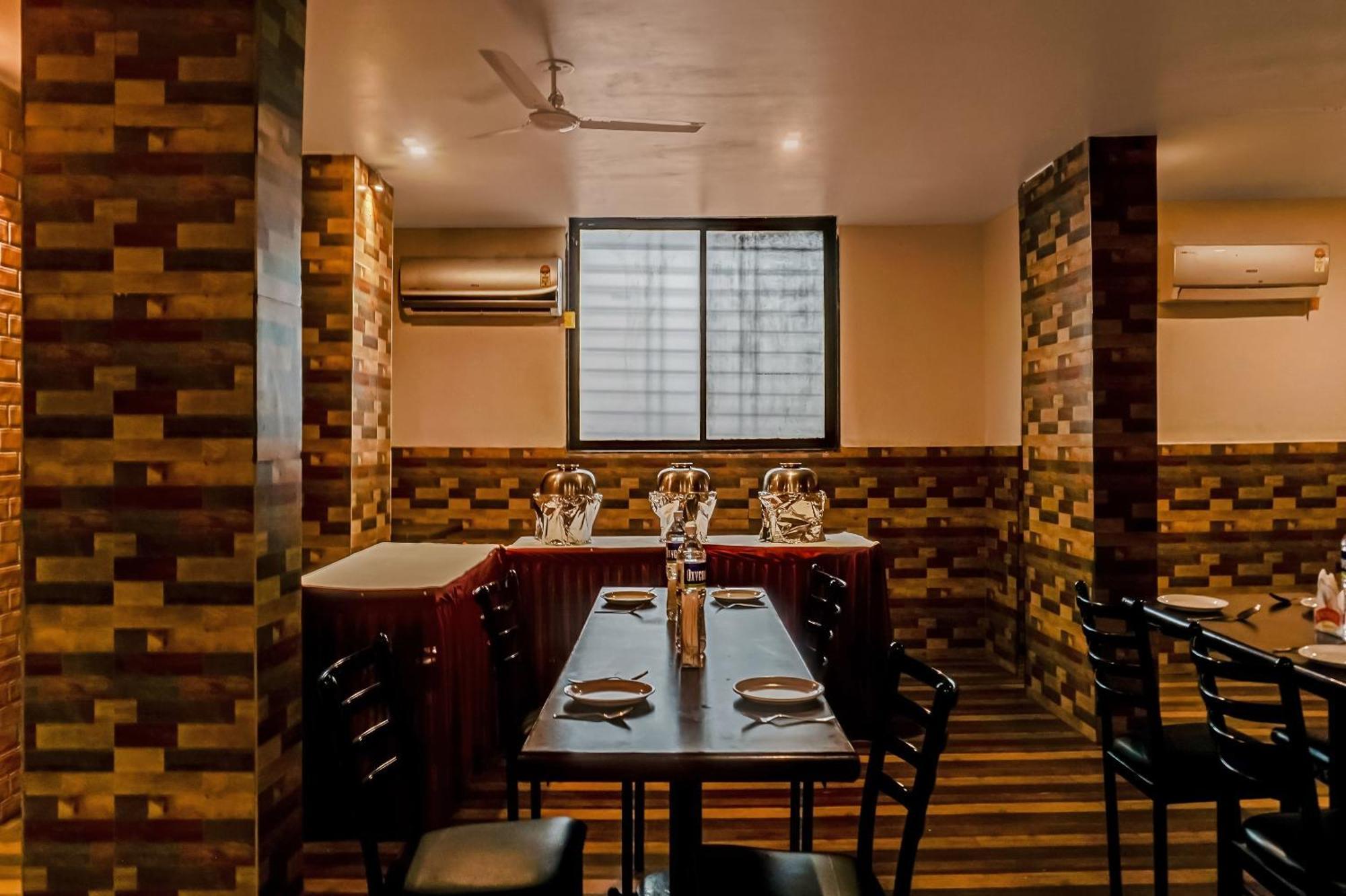 פונה Hotel O Log Inn Plaza Near Eon It Park מראה חיצוני תמונה