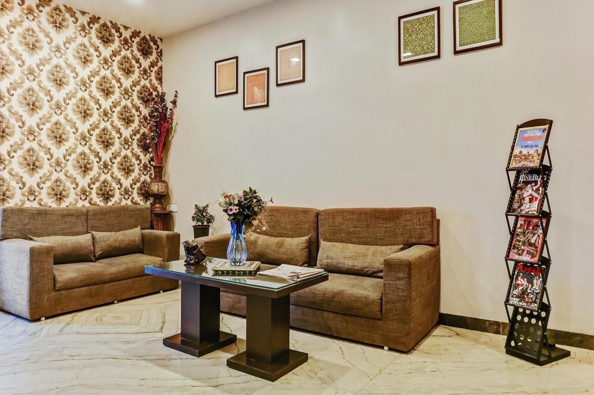 פונה Hotel O Log Inn Plaza Near Eon It Park מראה חיצוני תמונה